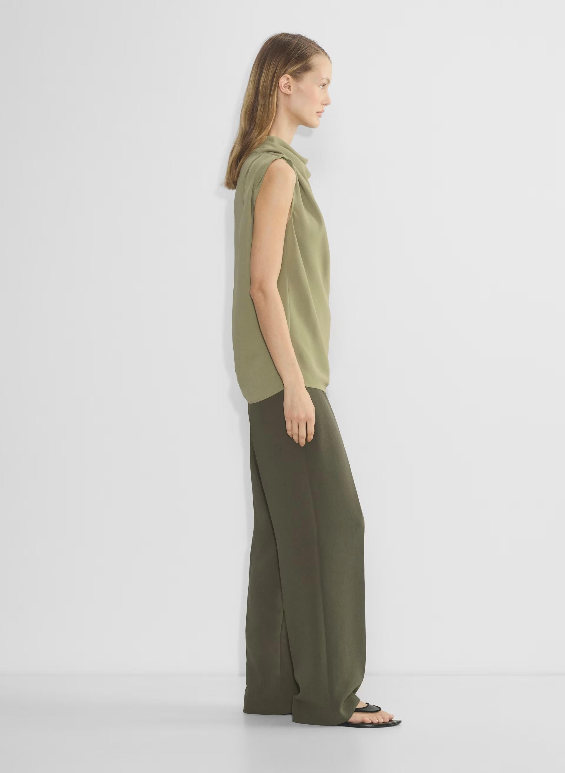 Drift Crepe Trousers